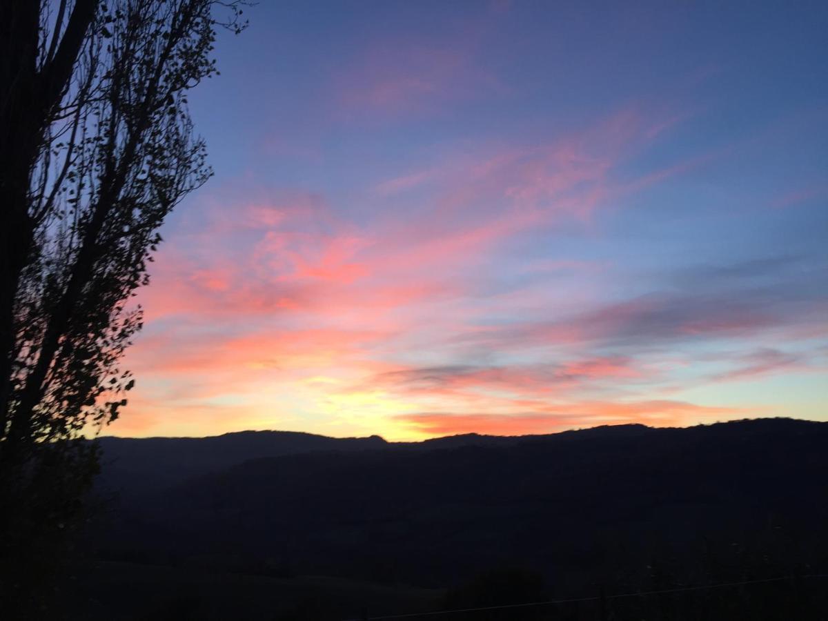 Villa Tamara Country & Spa Suites Montefiore Conca Quarto foto